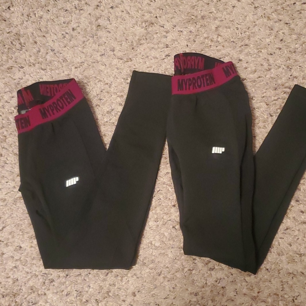 2 MYPROTEIN leggings